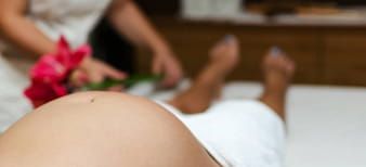 Masaż dla kobiet w ciąży i w okresie poporodowym